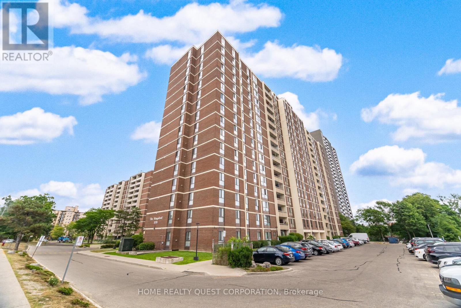 510 - 3170 Kirwin Avenue, Mississauga, ON - Outdoor With Facade