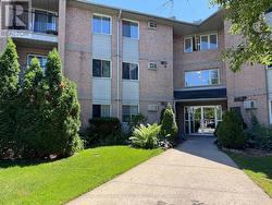 121 - 2230 TRAFALGAR STREET London East, ON N5V 4J9