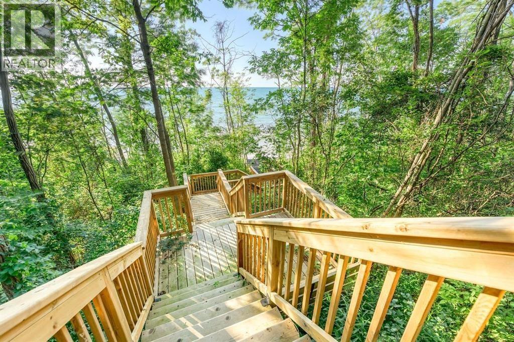 7089 Blue Coast Heights, Plympton-Wyoming, ON
