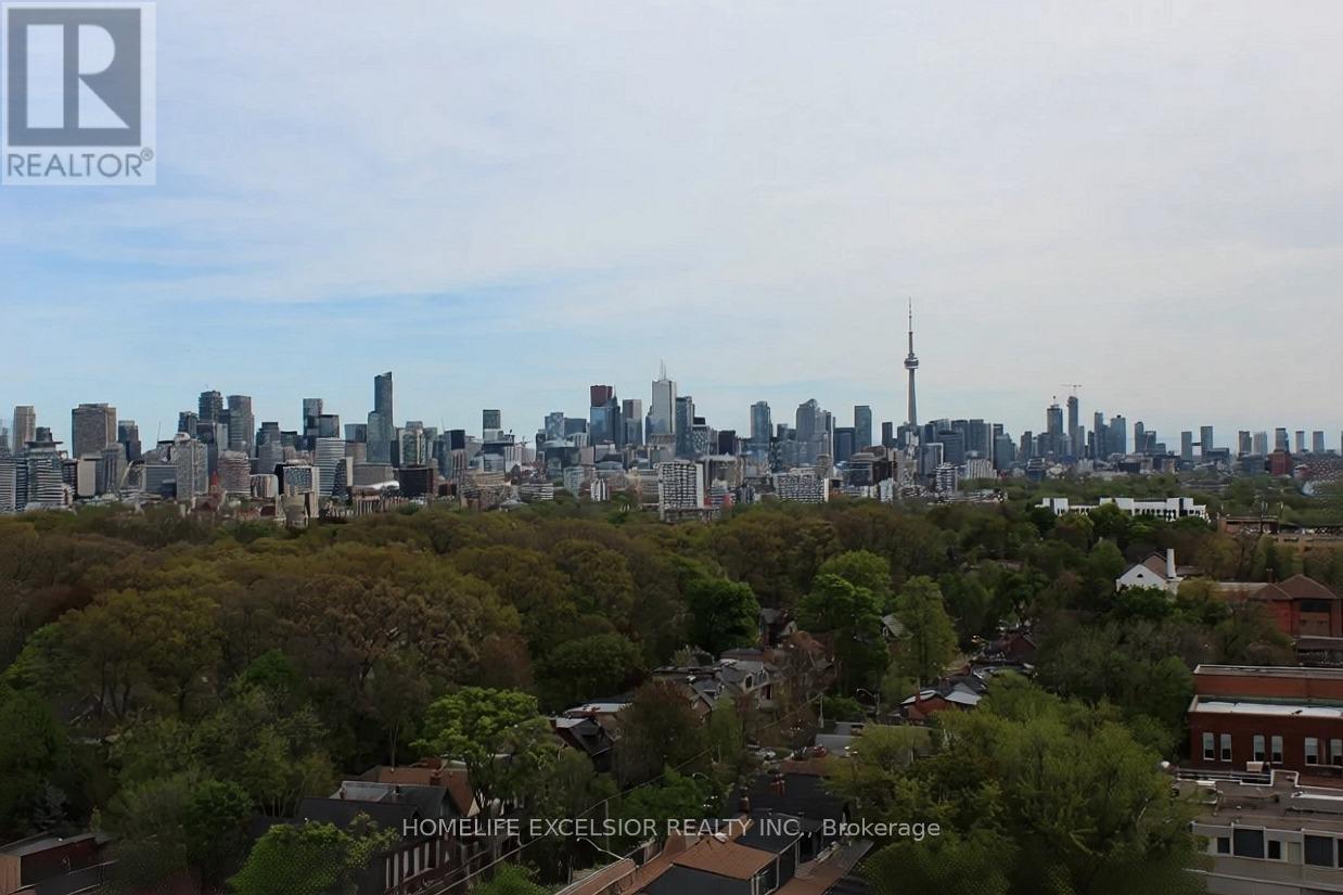 1306 - 501 St. Clair Avenue W, Toronto, ON - Outdoor With View