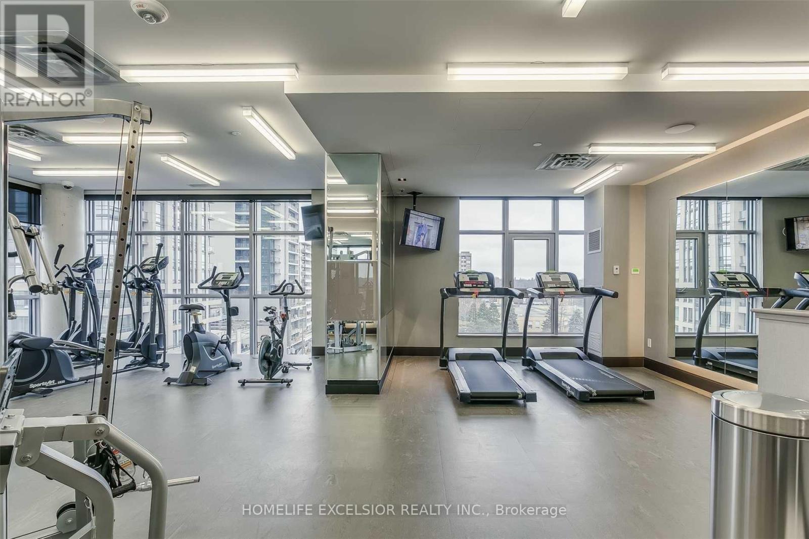 1306 - 501 St. Clair Avenue W, Toronto, ON - Indoor Photo Showing Gym Room