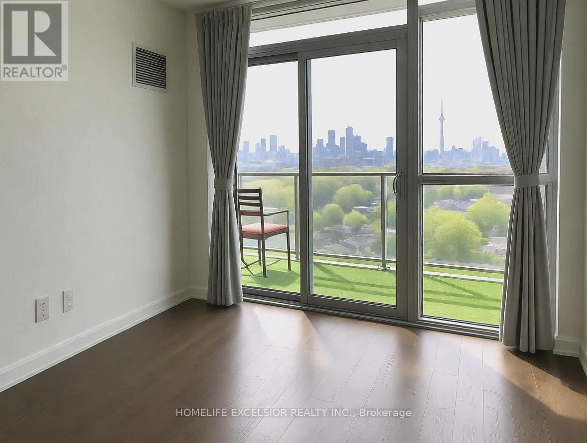 1306 - 501 St. Clair Avenue W, Toronto, ON - Indoor Photo Showing Other Room