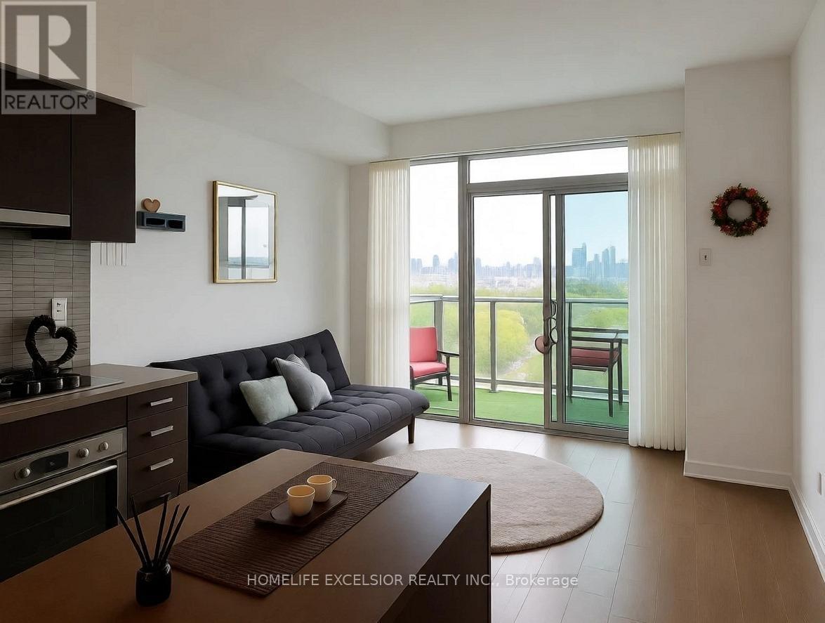 1306 - 501 St. Clair Avenue W, Toronto, ON - Indoor Photo Showing Living Room