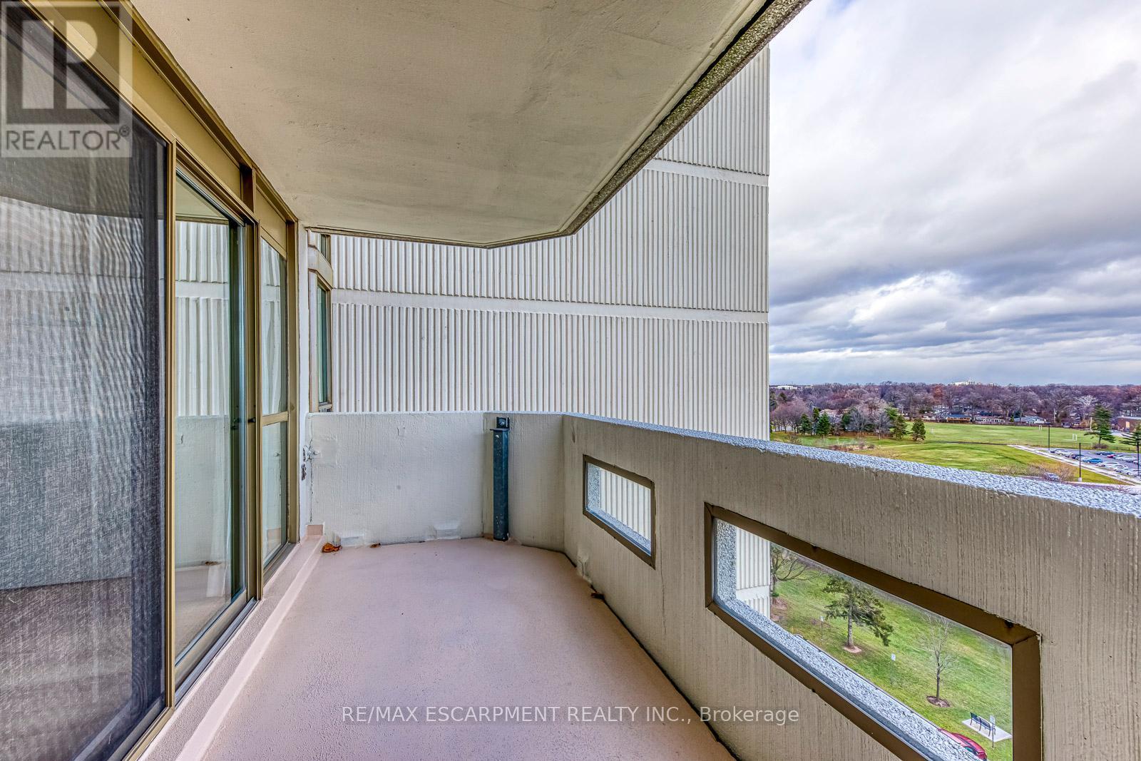902 - 5080 Pinedale Avenue, Burlington, ON - Outdoor With Balcony With Exterior