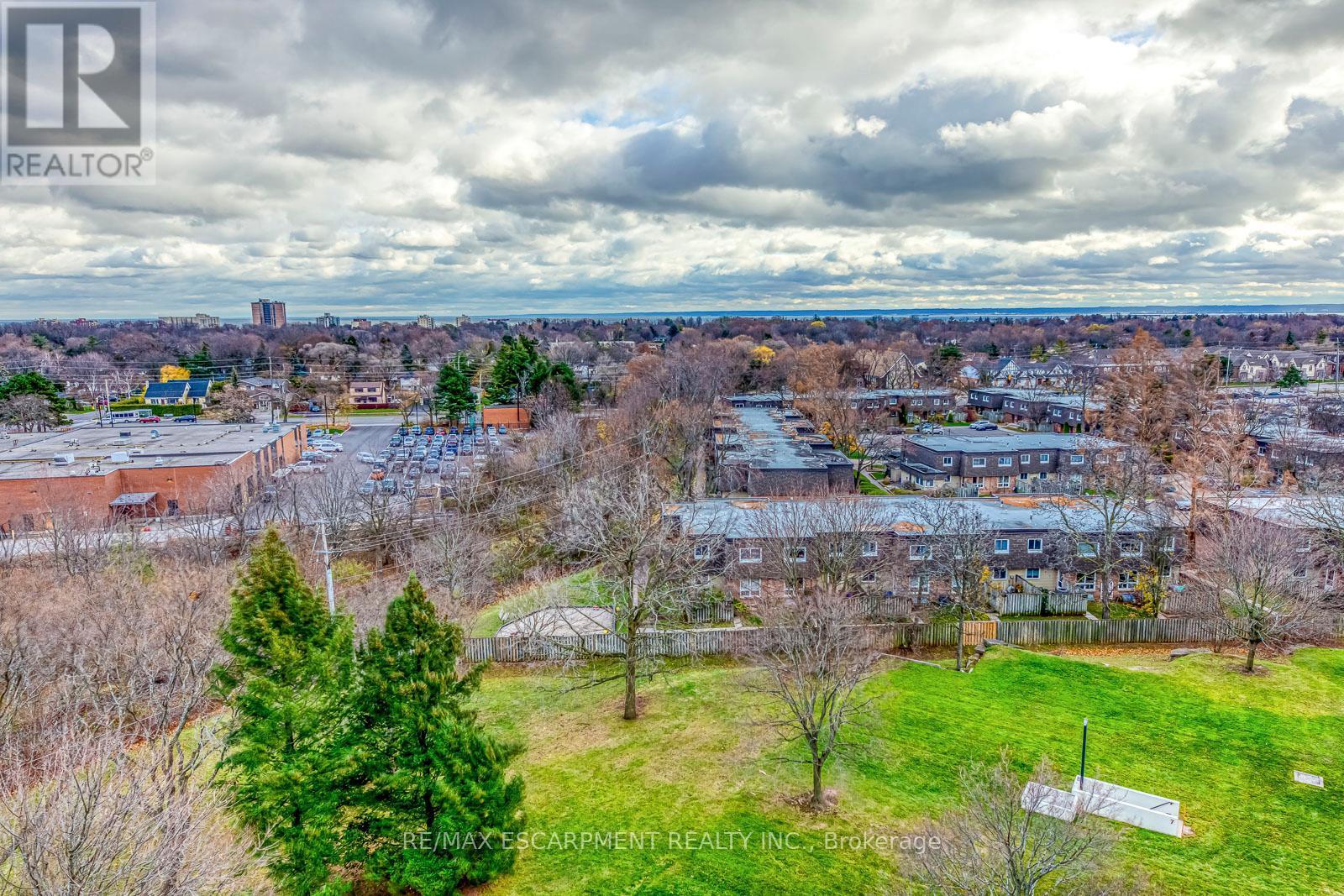 902 - 5080 Pinedale Avenue, Burlington, ON - Outdoor With View