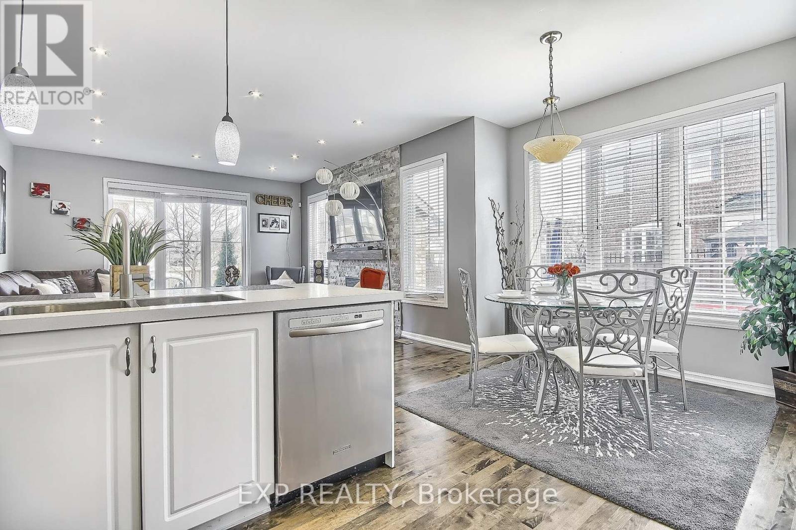 864 Etherington Way, Milton, ON - Indoor