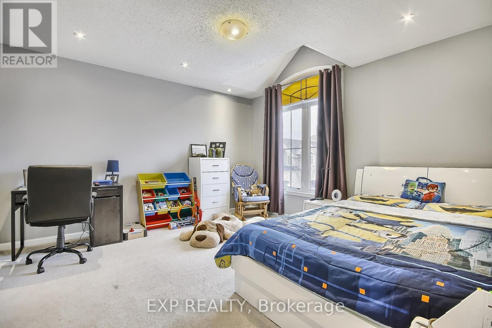 864 Etherington Way, Milton, ON - Indoor Photo Showing Bedroom