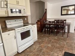 Kitchen & Eating area -