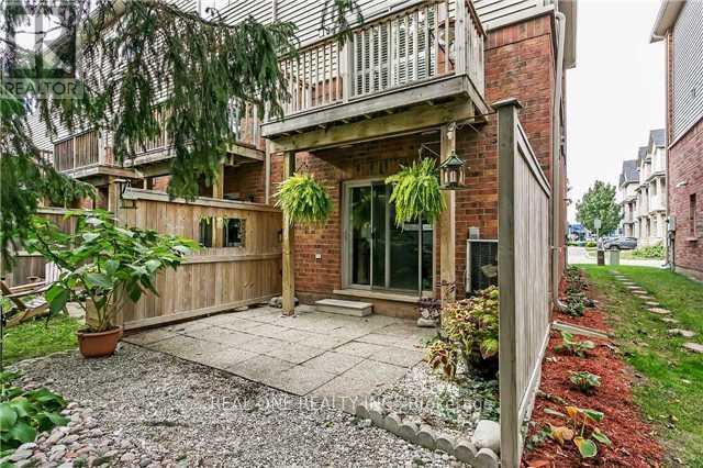 4298 Ingram Common, Burlington, ON - Outdoor With Balcony