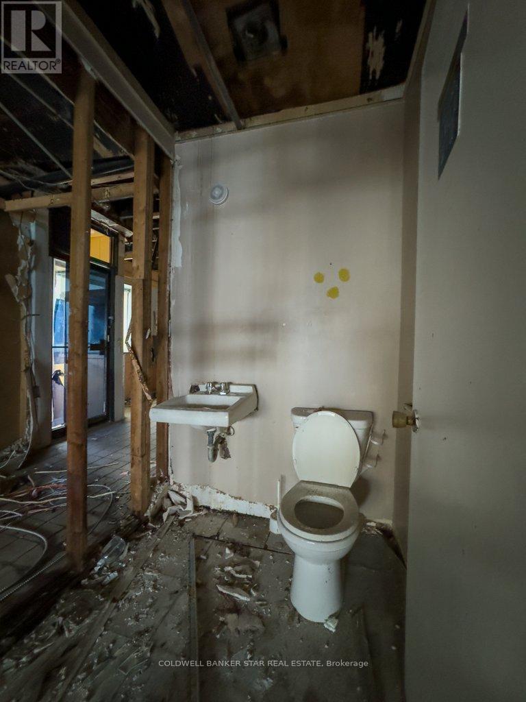 14 St Catharine Street S, St. Thomas, ON