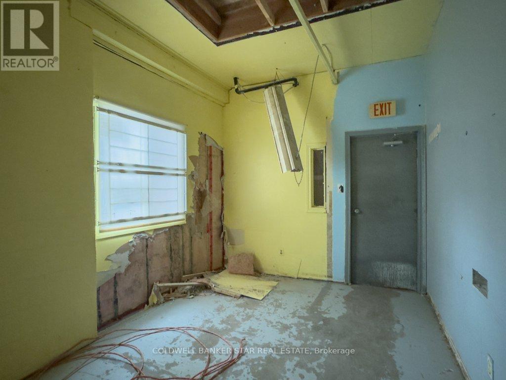 14 St Catharine Street S, St. Thomas, ON