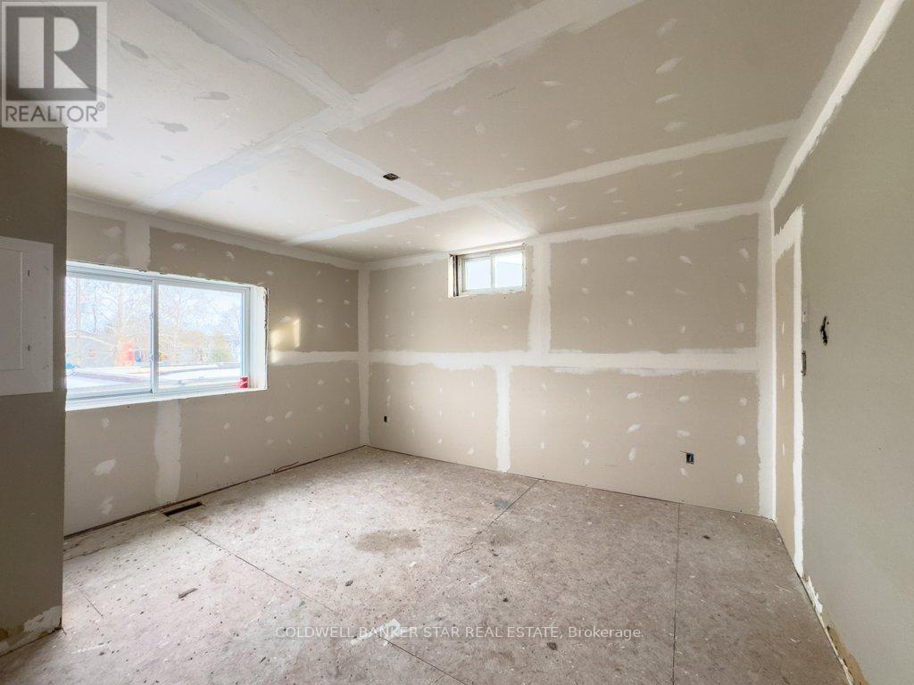 14 St Catharine Street S, St. Thomas, ON