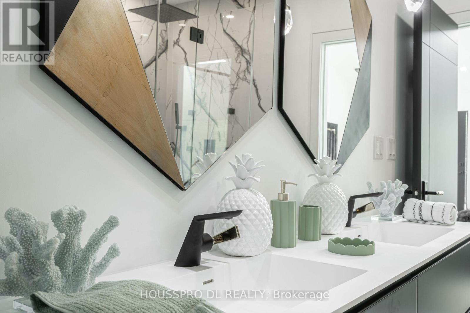 82 Major Street, Toronto, ON - Indoor