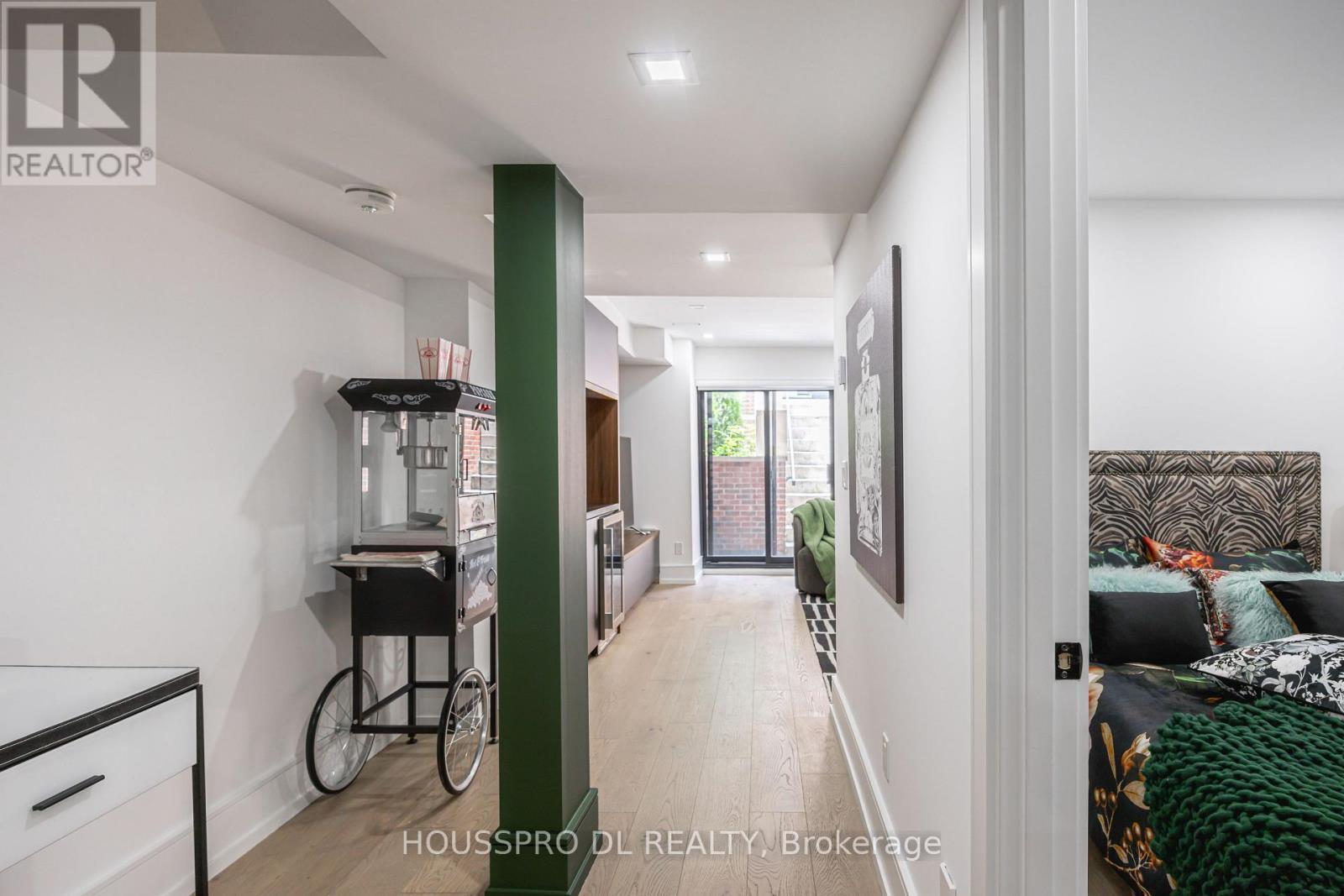 82 Major Street, Toronto, ON - Indoor Photo Showing Other Room