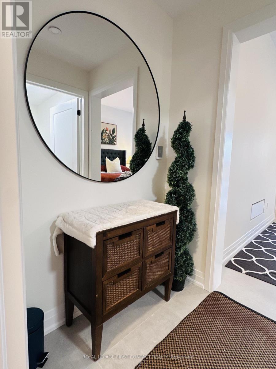 4B Pierce Court, Springwater, ON - Indoor Photo Showing Other Room