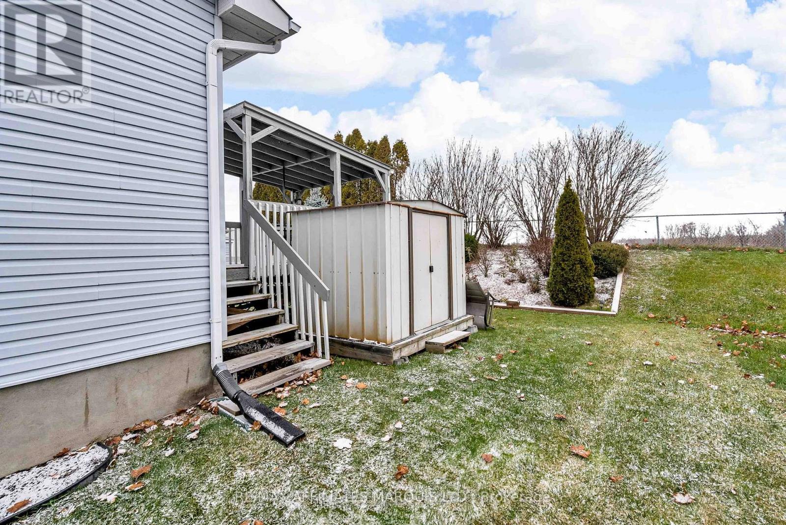 213 Northwoods Crescent, Cornwall, ON - Outdoor