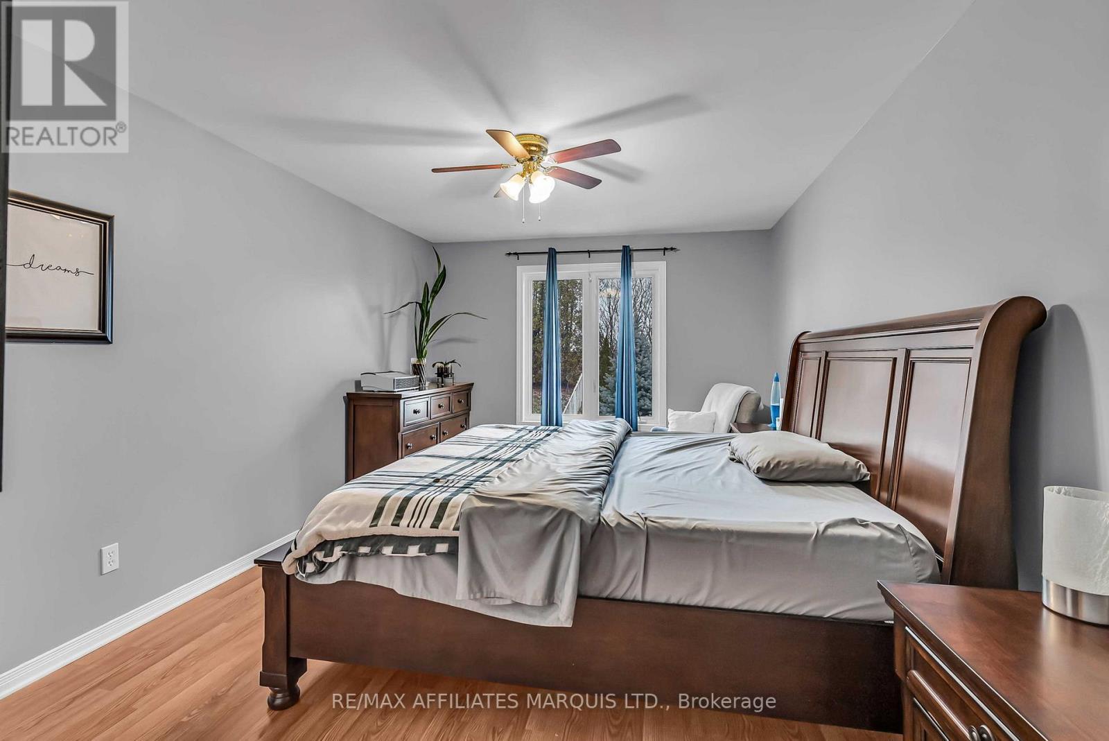 213 Northwoods Crescent, Cornwall, ON - Indoor Photo Showing Bedroom