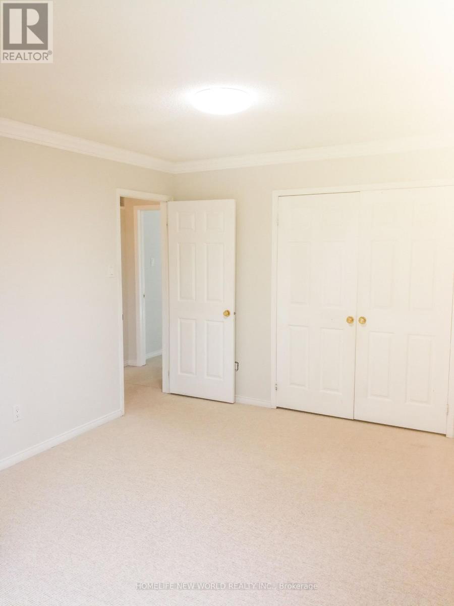 68 Militia Trail, Markham, ON - Indoor Photo Showing Other Room