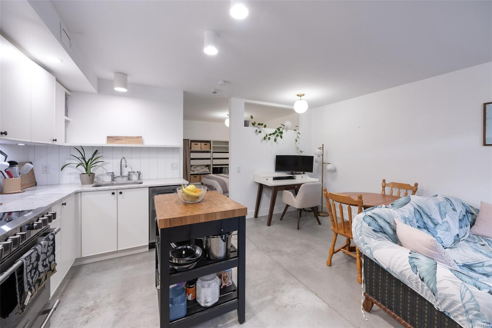 11-230 Wilson St, Victoria, BC