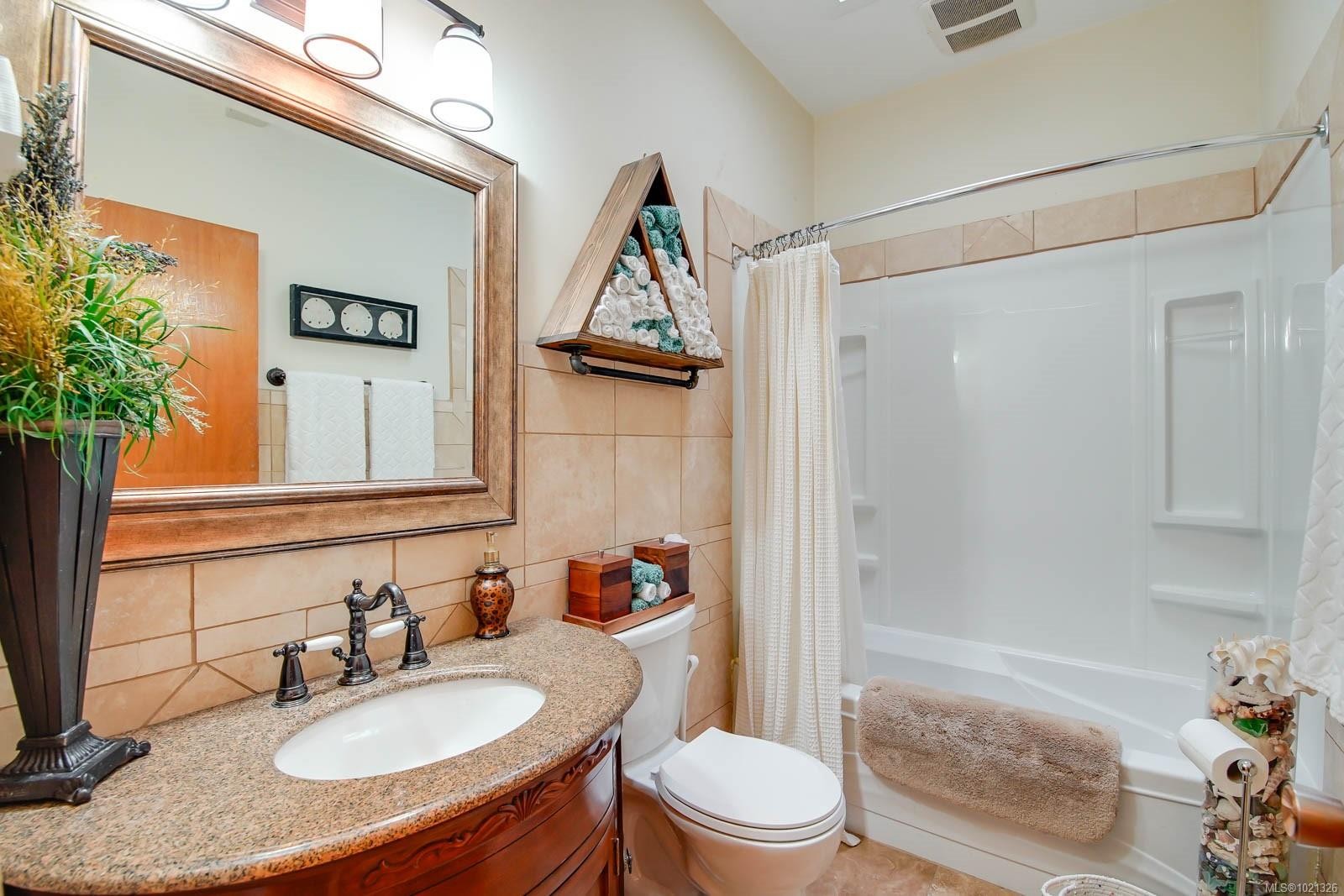 2374 Anderson Ave, Port Alberni, BC