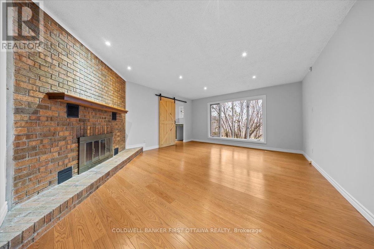 1083 Carp Road, Ottawa, ON