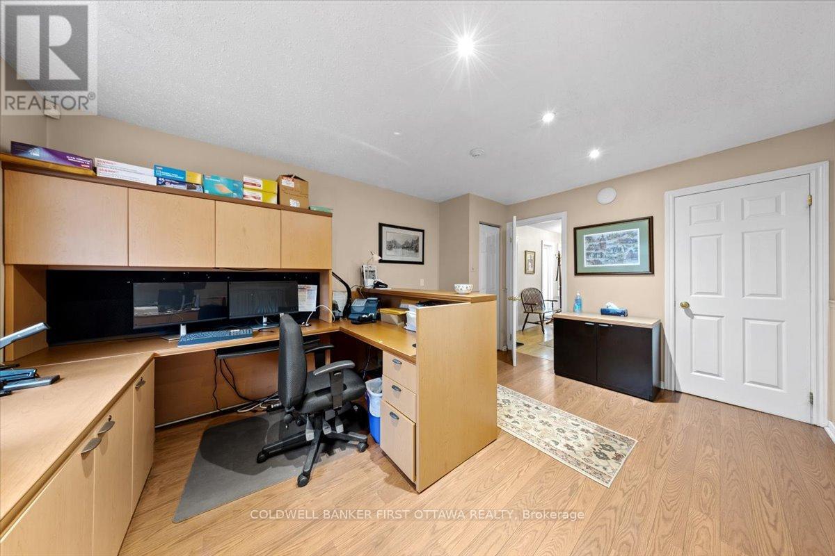 1083 Carp Road, Ottawa, ON