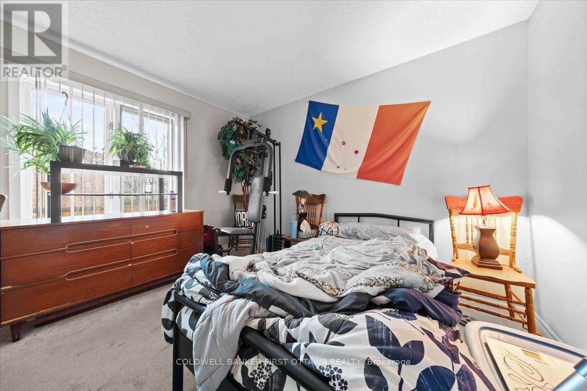 1083 Carp Road, Ottawa, ON