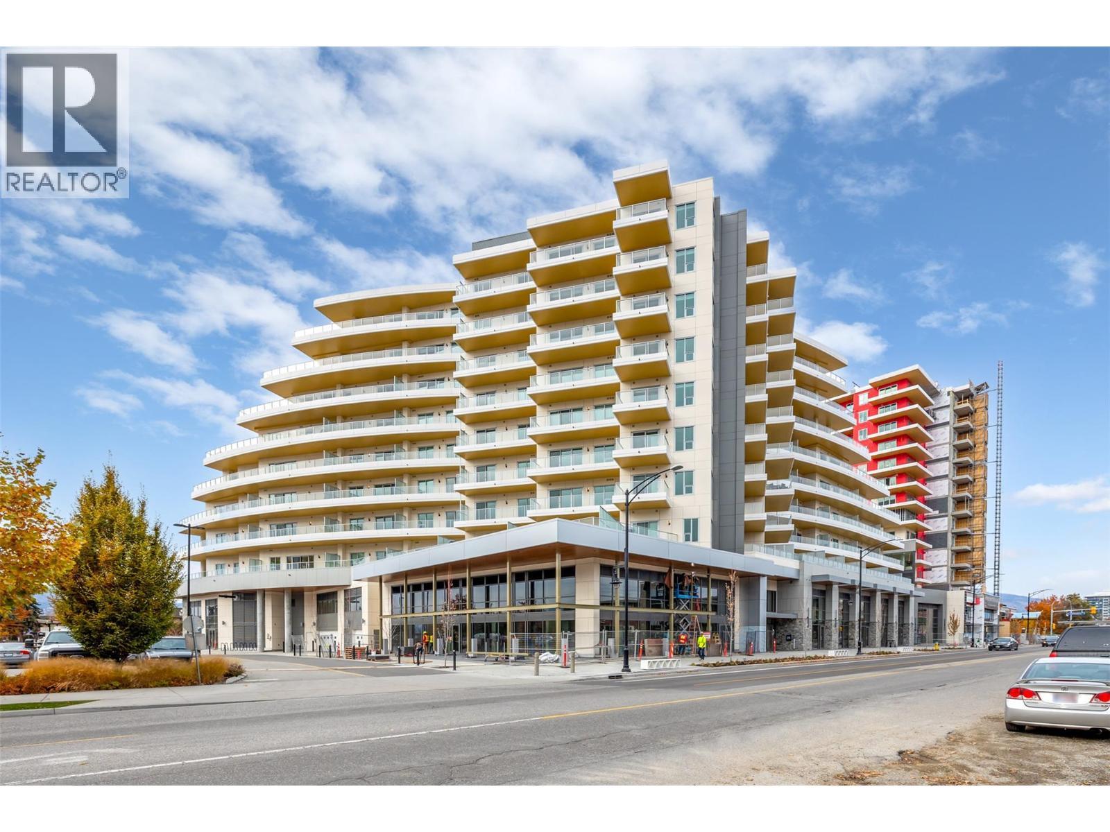 3340 Lakeshore Road Unit# 606, Kelowna, BC - Outdoor With Facade