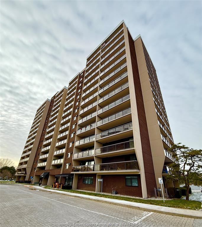 1107-9099 Riverside, Windsor, ON