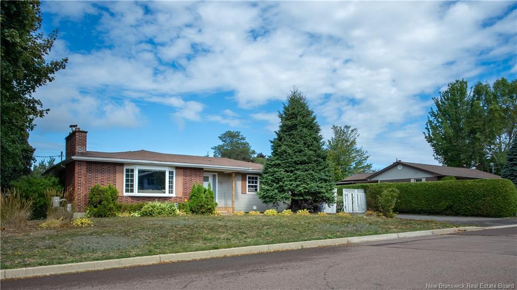35 Avalon St, Dieppe, NB