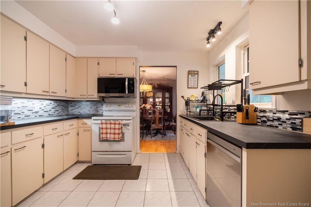 35 Avalon St, Dieppe, NB