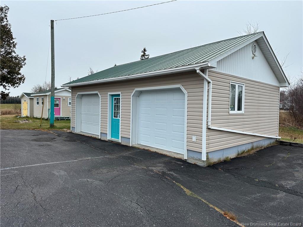 3752 Cape Rd, Salmon Beach, NB