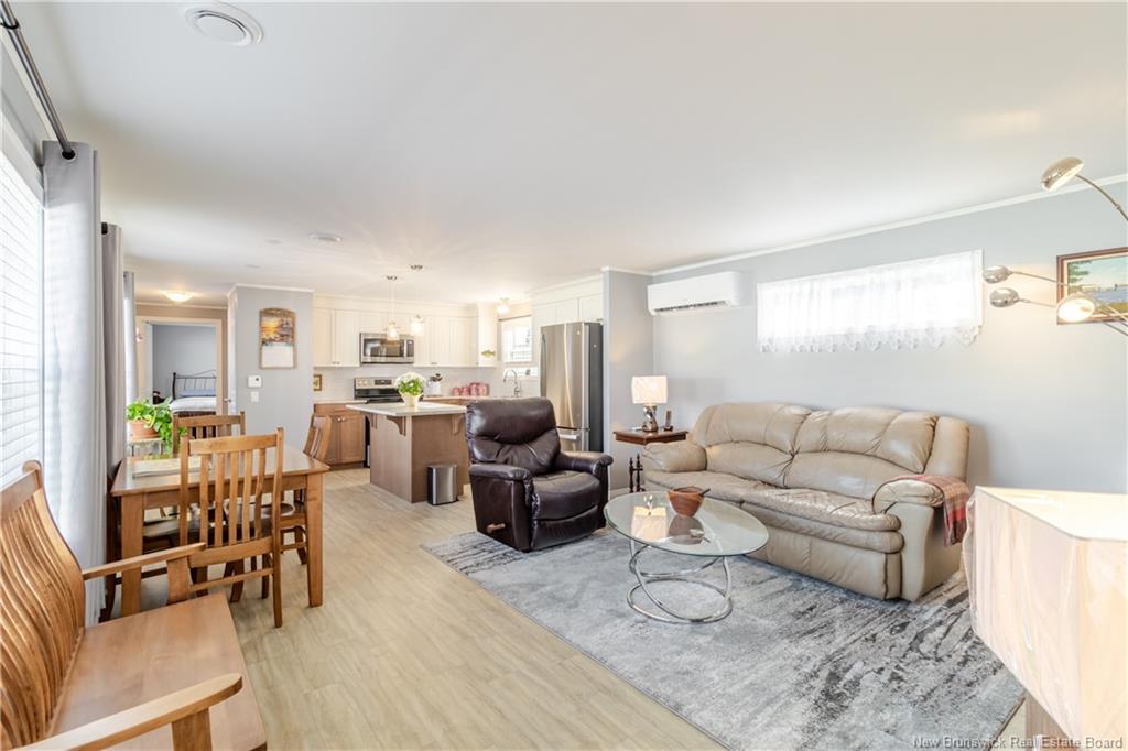 215 Moore St, Fredericton, NB