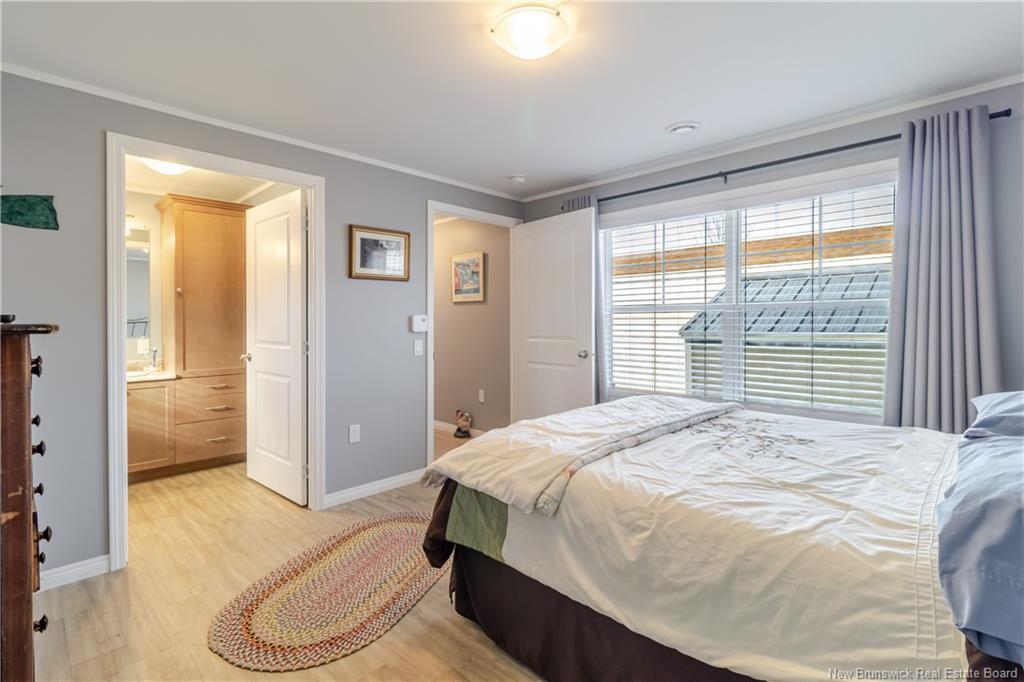 215 Moore St, Fredericton, NB