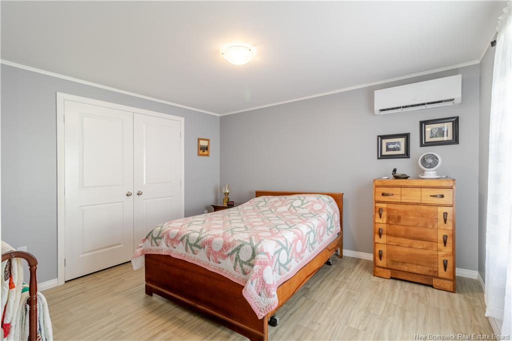 215 Moore St, Fredericton, NB