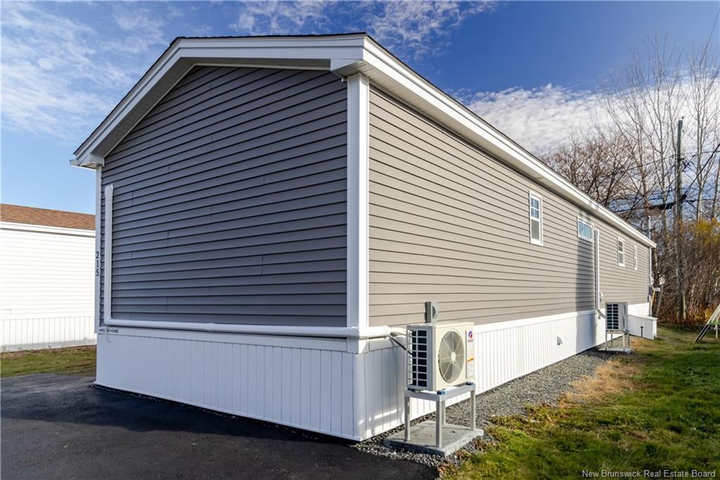 215 Moore St, Fredericton, NB