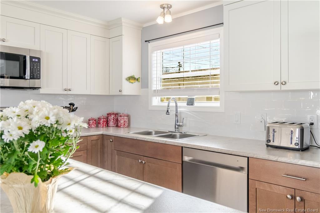 215 Moore St, Fredericton, NB