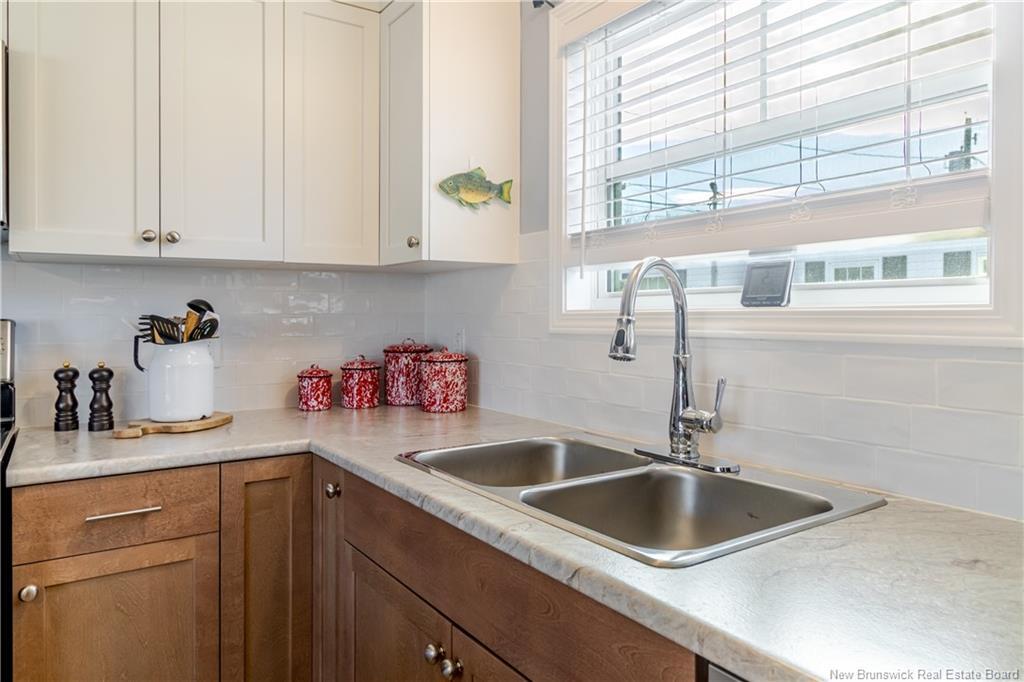 215 Moore St, Fredericton, NB