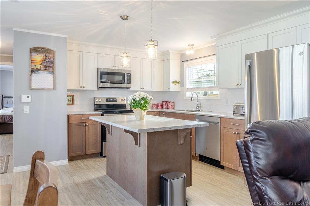 215 Moore St, Fredericton, NB