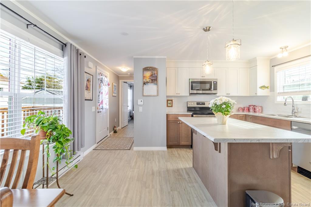 215 Moore St, Fredericton, NB