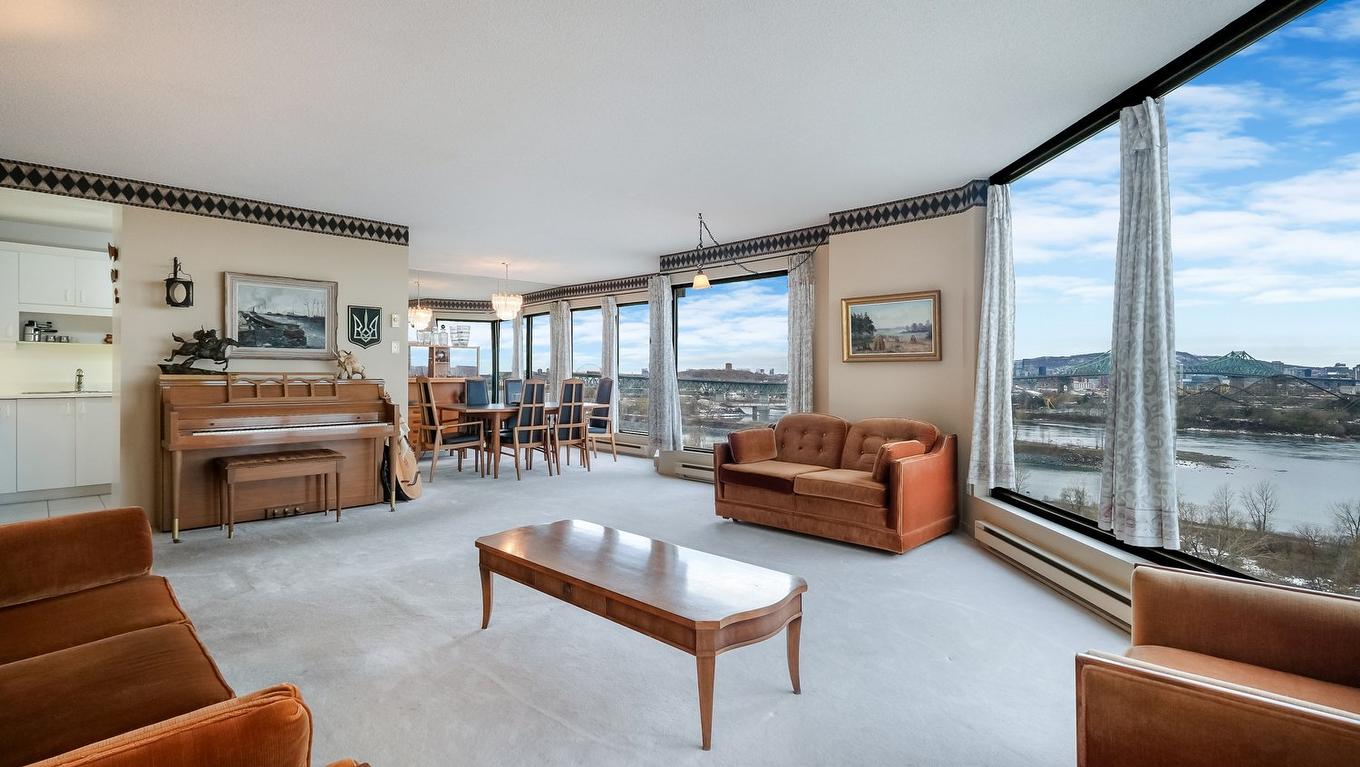 Salon - 1401-70 Rue De La Barre, Longueuil (Le Vieux-Longueuil), QC - Indoor Photo Showing Living Room