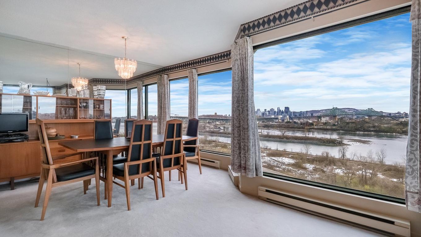 Salon - 1401-70 Rue De La Barre, Longueuil (Le Vieux-Longueuil), QC - Indoor Photo Showing Dining Room