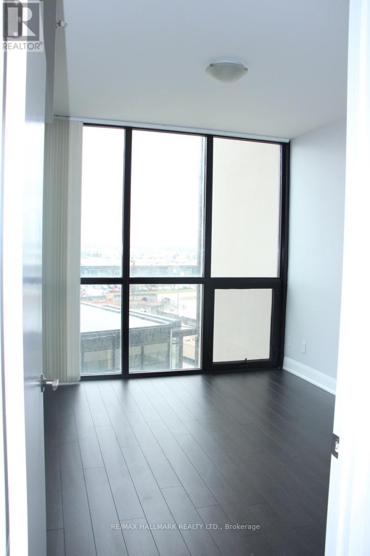 420 - 2900 Highway 7 Road, Vaughan, ON - Indoor Photo Showing Other Room