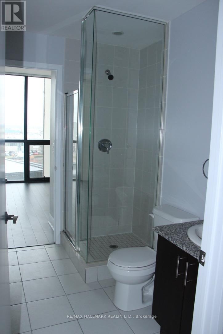 420 - 2900 Highway 7 Road, Vaughan, ON - Indoor Photo Showing Bathroom