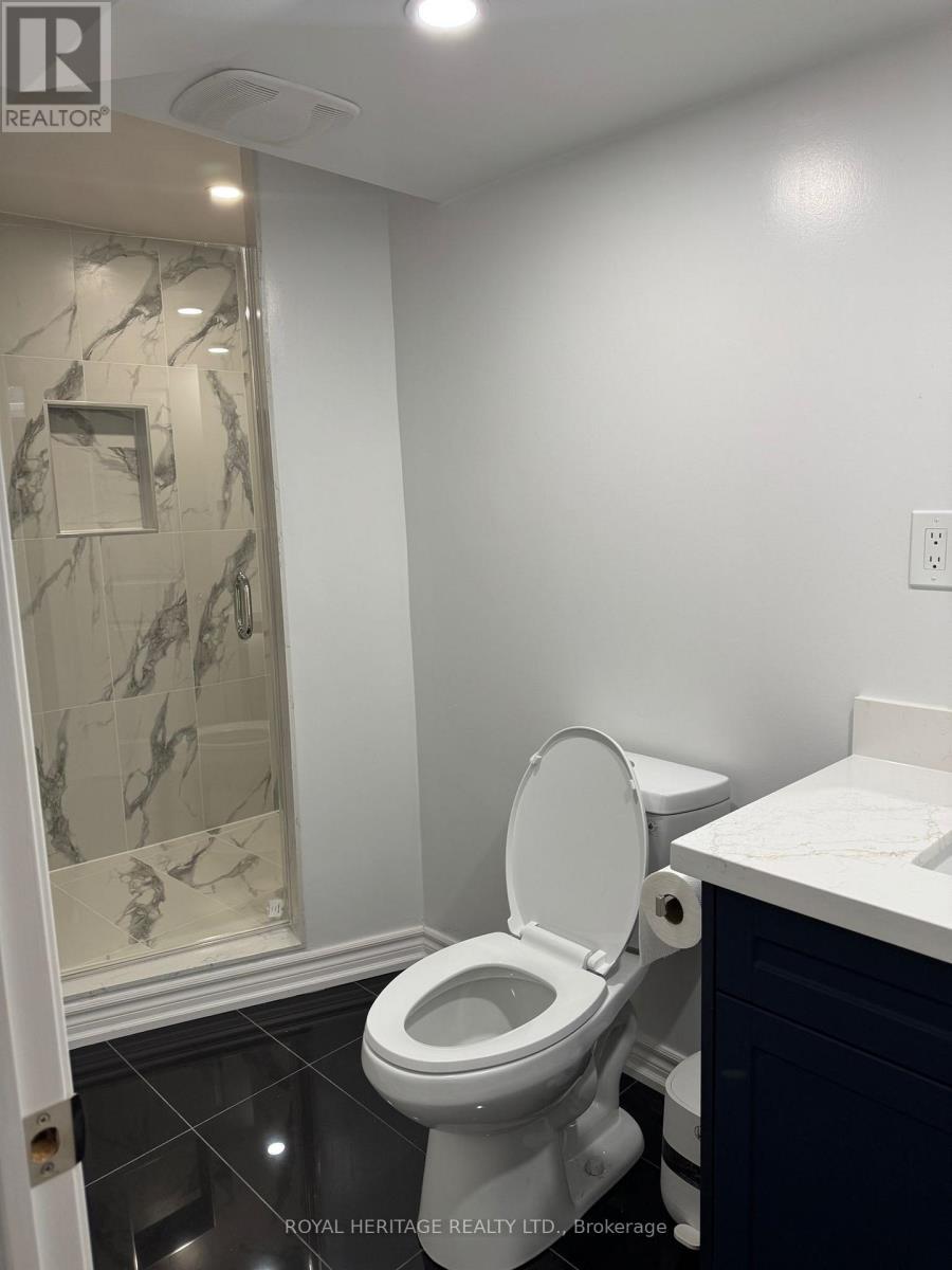 Bsmt - 105 Van Scott Drive, Brampton, ON - Indoor Photo Showing Bathroom