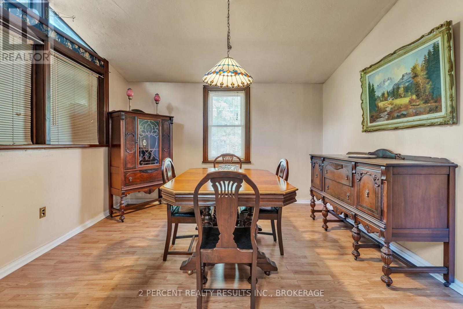 12 Luffman Road, Tweed (Hungerford (Twp)), ON - Indoor Photo Showing Dining Room