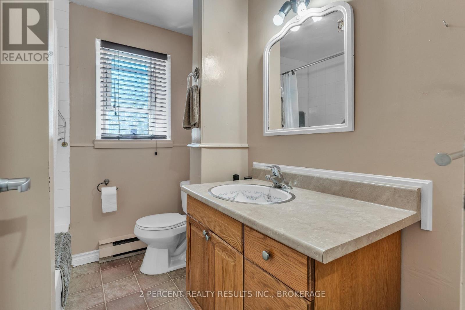 12 Luffman Road, Tweed (Hungerford (Twp)), ON - Indoor Photo Showing Bathroom