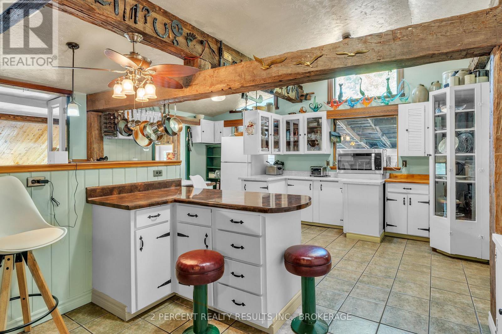 12 Luffman Road, Tweed (Hungerford (Twp)), ON - Indoor Photo Showing Kitchen