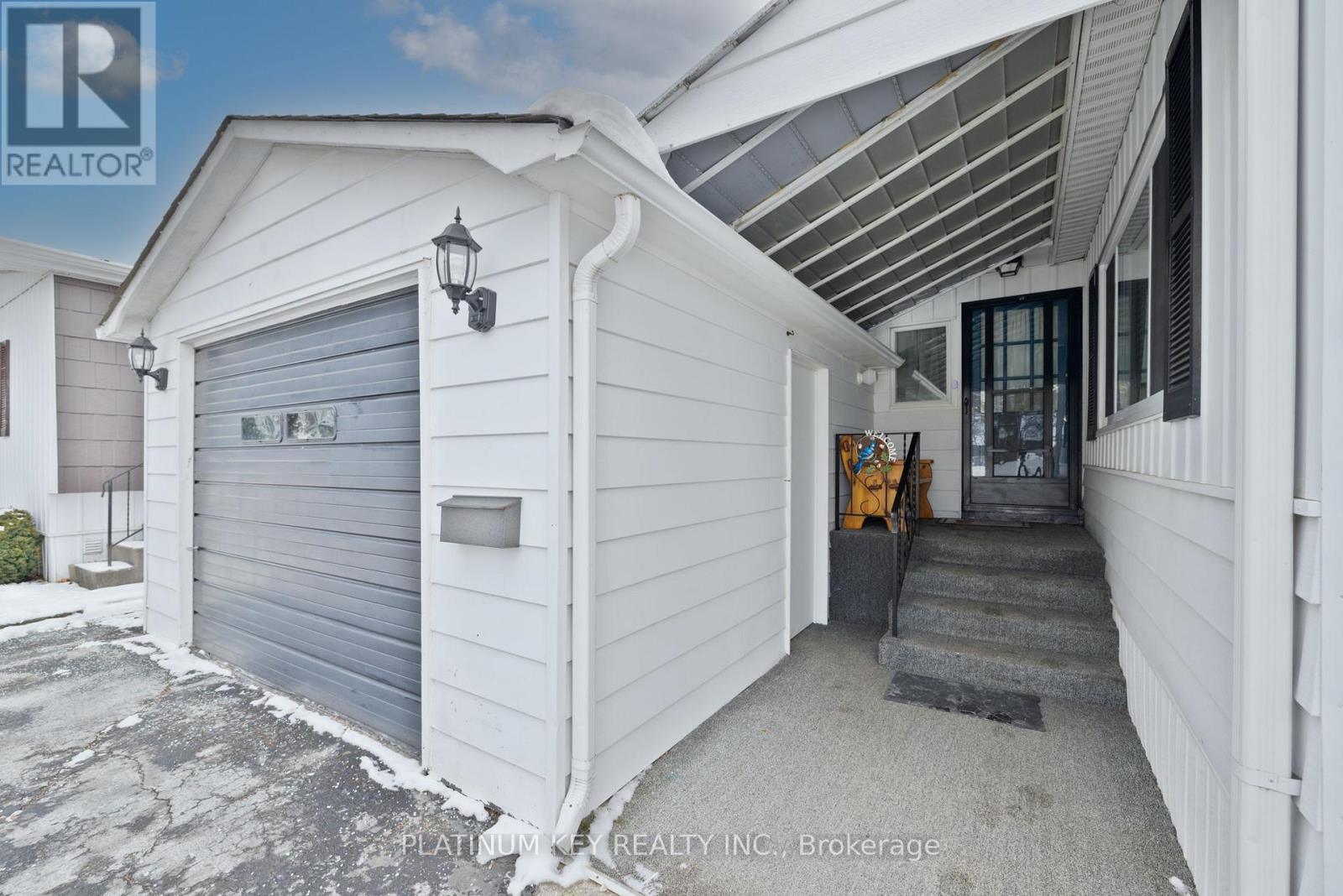 477 Richard Crescent, Strathroy-Caradoc (Se), ON - Outdoor