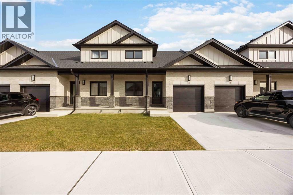 214 St Clair Boulevard Unit# 46, St Clair, ON - Outdoor With Facade